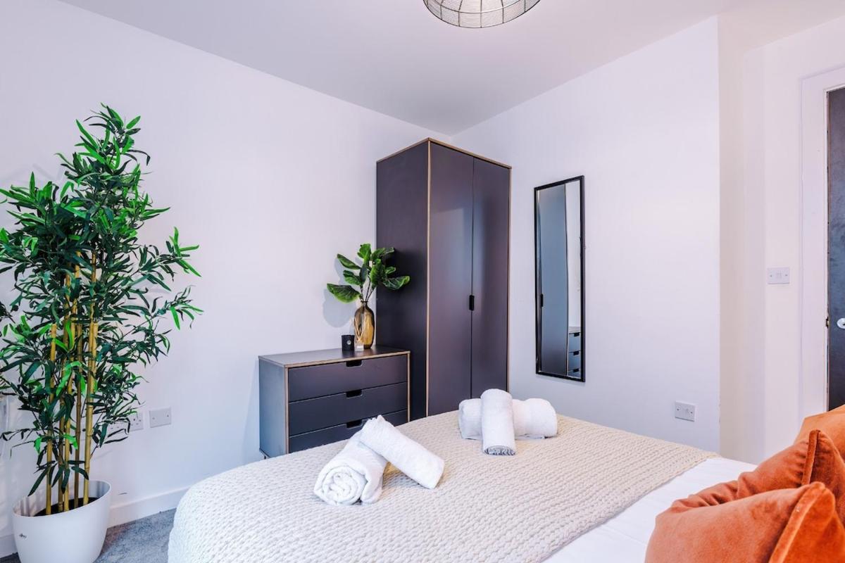 New Trafford Loft - Free Parking Apartment Manchester